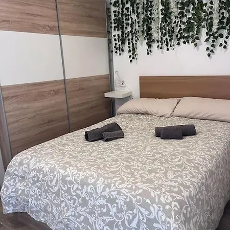 Design Seaview Flat Next To Yumbo Apartment Playa del Ingles (Gran Canaria)