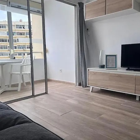 Design Seaview Flat Next To Yumbo Apartment *